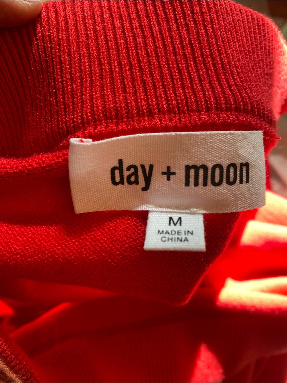 Red Knit Bandeau Crop Top & mini skirt Set w/White Trim Day + Moon Sz M LIKE NEW - Picture 6 of 16